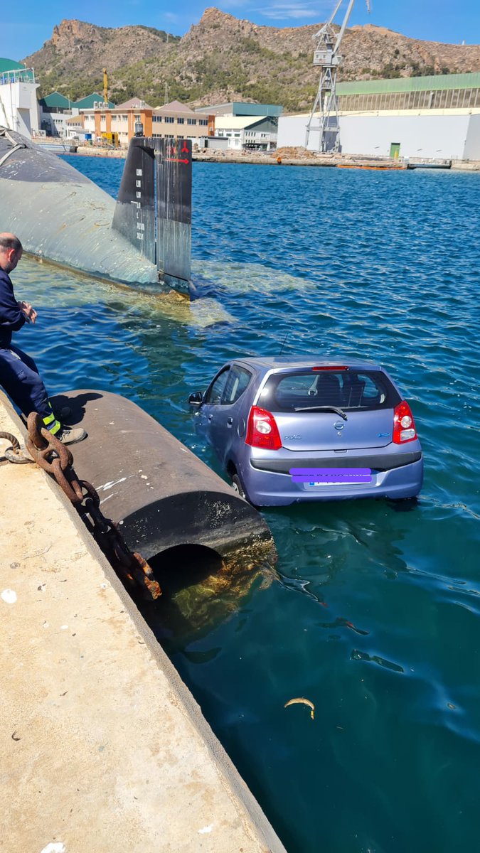 PenchoEfese1's tweet photo. Pequeño accidente en Navantia Cartagena está mañana.
🐙🪼🐟 https://t.co/sn6szcvekj