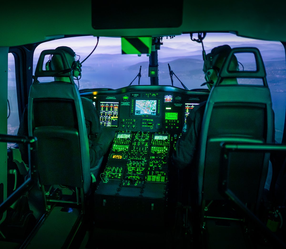 COPTERSAFETY's tweet photo. Did you know it is #WorldPilotsDay? We want to especially thank our flight instructors for your passion, dedication, and expertise in safety. 

To all pilots, safe flying! https://t.co/h7dAzzexL5