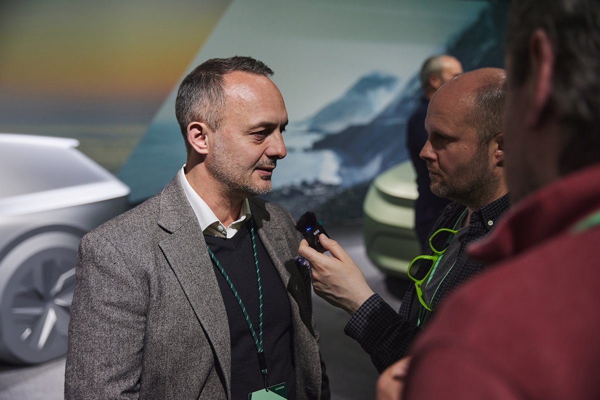 Stepan Rehak tweet media