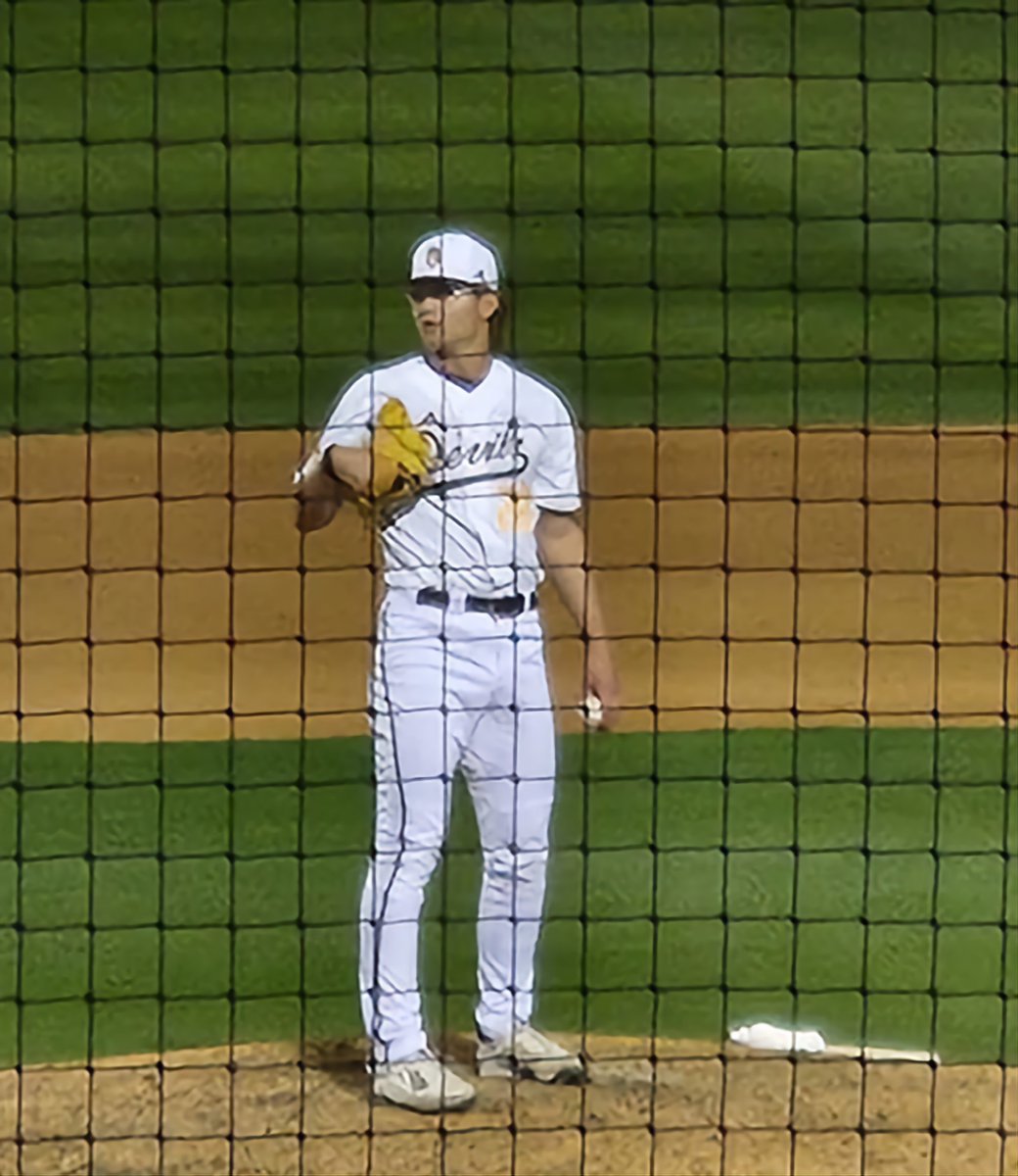 Slimdog's tweet photo. Nephew on the mound against Cal State Fullerton last night. @ASU_Baseball wins 9-1!!!
#ForksUp #ASUBaseball #SunDevils #SunDevilsBaseball https://t.co/0icUD5iP9c
