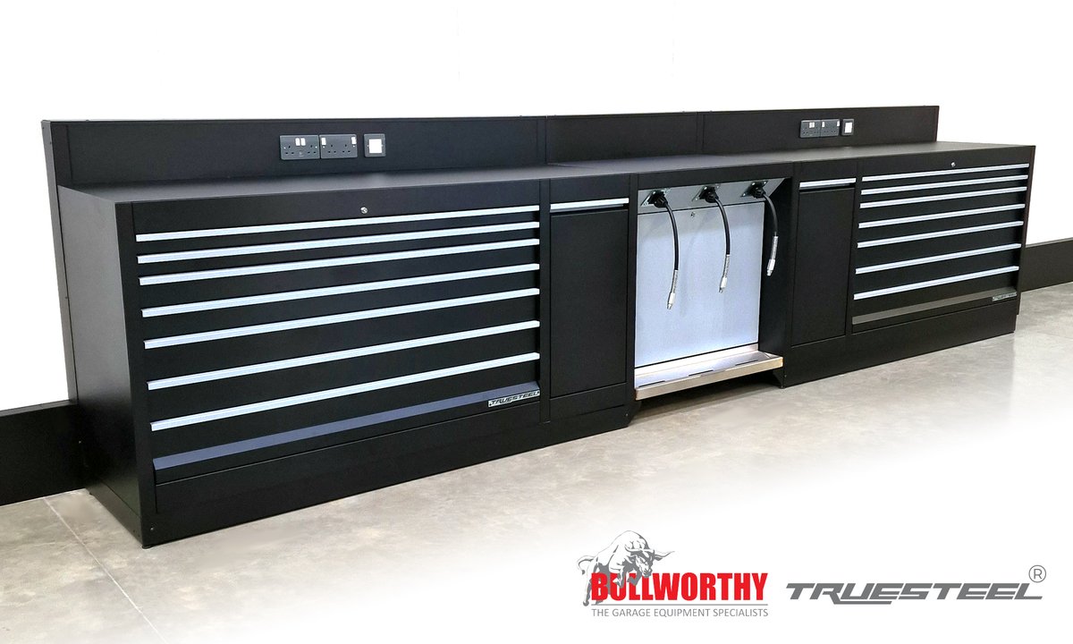 TRBullworthy's tweet image. Truesteel offer high-quality cabinets designed for the busy workshop environment. They offer ample space and durability to keep tools organised and easily accessible. 

#truesteel #workshopcabinets #efficientworkspace #toolstorage #garageorganisation #ukmanufacturing