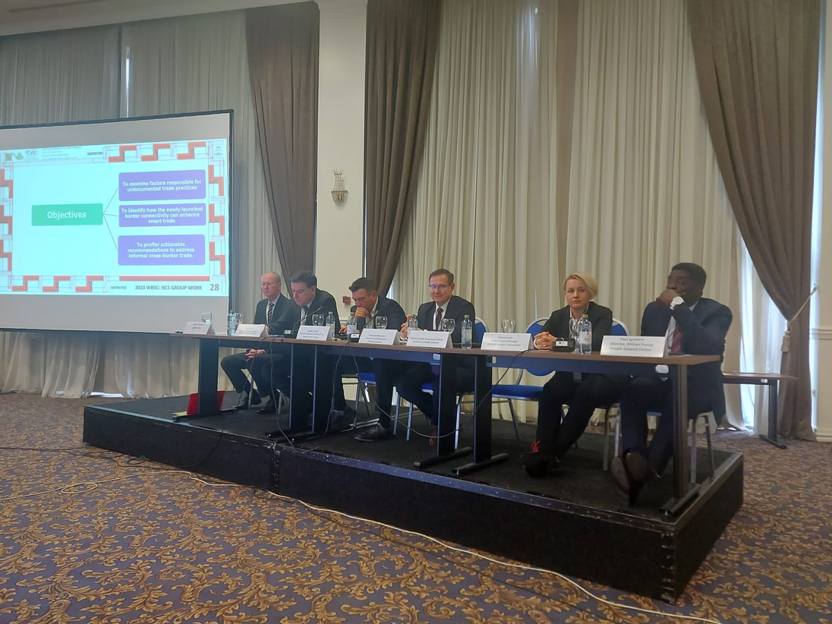 RITHMS_EU's tweet photo. RITHMS is at #WorldBorderSecurityCongress in #Skopje.
Jelena Levak (@RiniGARD) is illustrating how RITHMS #DigitalPlatform will support #borderauthorities activities in combating international #illicittrafficking in #culturalgoods.

#technology #EUproject #CulturalHeritage https://t.co/N6DfJhXrMK