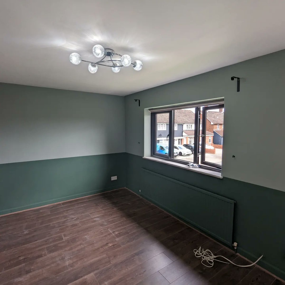 EllaFinleydecor's tweet photo. Two time bedroom walls in Elm park,Hornchurch 
#painting #home #decorator #decorating #interiors https://t.co/kb1cwwb9dH