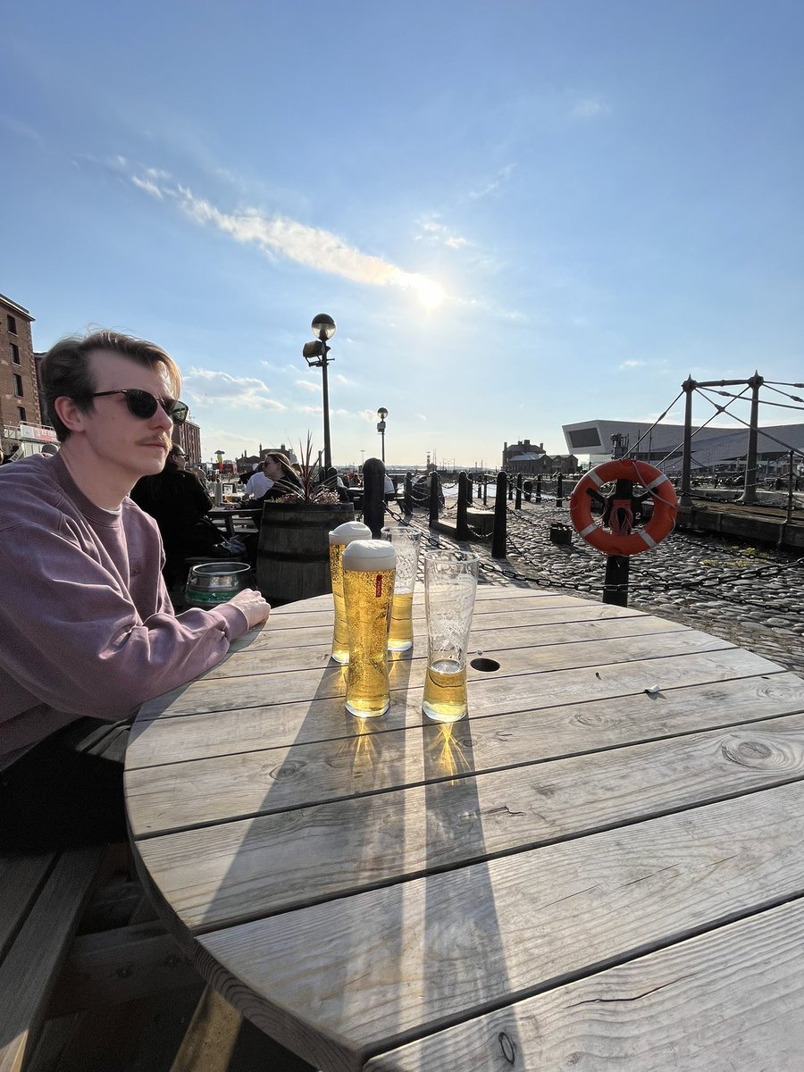 Ooof it’s starting to look like summer out here. Should probably release a track 👀