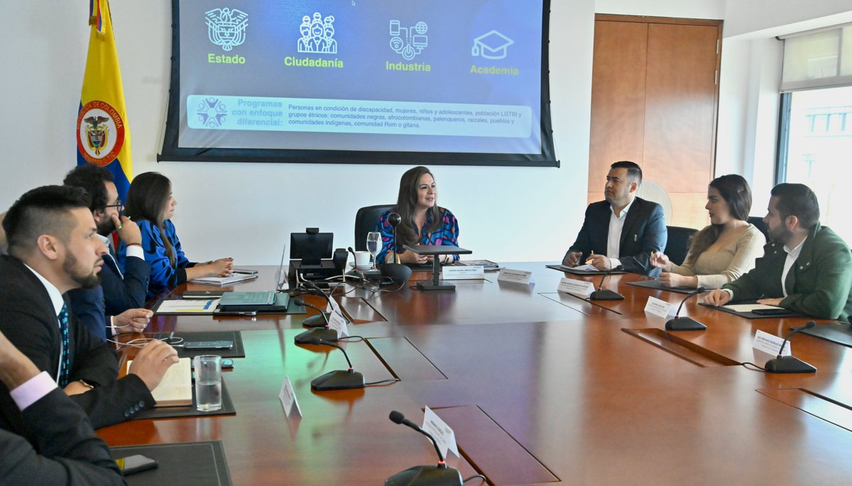 Ministerio_TIC's tweet photo. Agradecemos a la @comision_sexta por participar de este espacio, y construir juntos unas #TIC que lleven oportunidades, riqueza e igualdad a todos los colombianos. 🇨🇴 #ConectaTIC360 https://t.co/gTOqSyFWgR