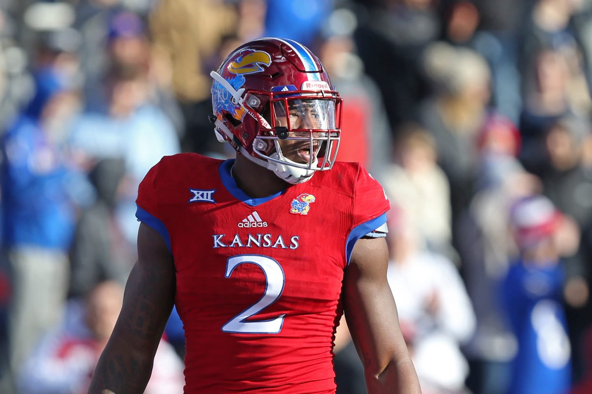 Blessed to receive a scholarship offer from @KU_Football‼️#RockChalk @CoachLeipold @SOCGoldenBearFB @coach_traylor @domenic_spencer @TrueBuzzFB @MikeRoach247 @GHamilton_On3 @SportsDayHS @Perroni247 @RivalsCole