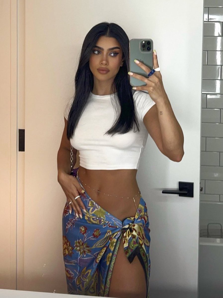 0sugr's tweet image. التان ولاغلطه!