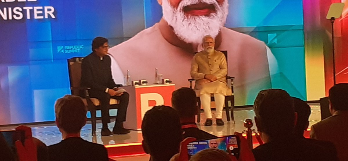 RiddhimaSharraf's tweet photo. #RepublicSummit https://t.co/fkYDPwlfCM