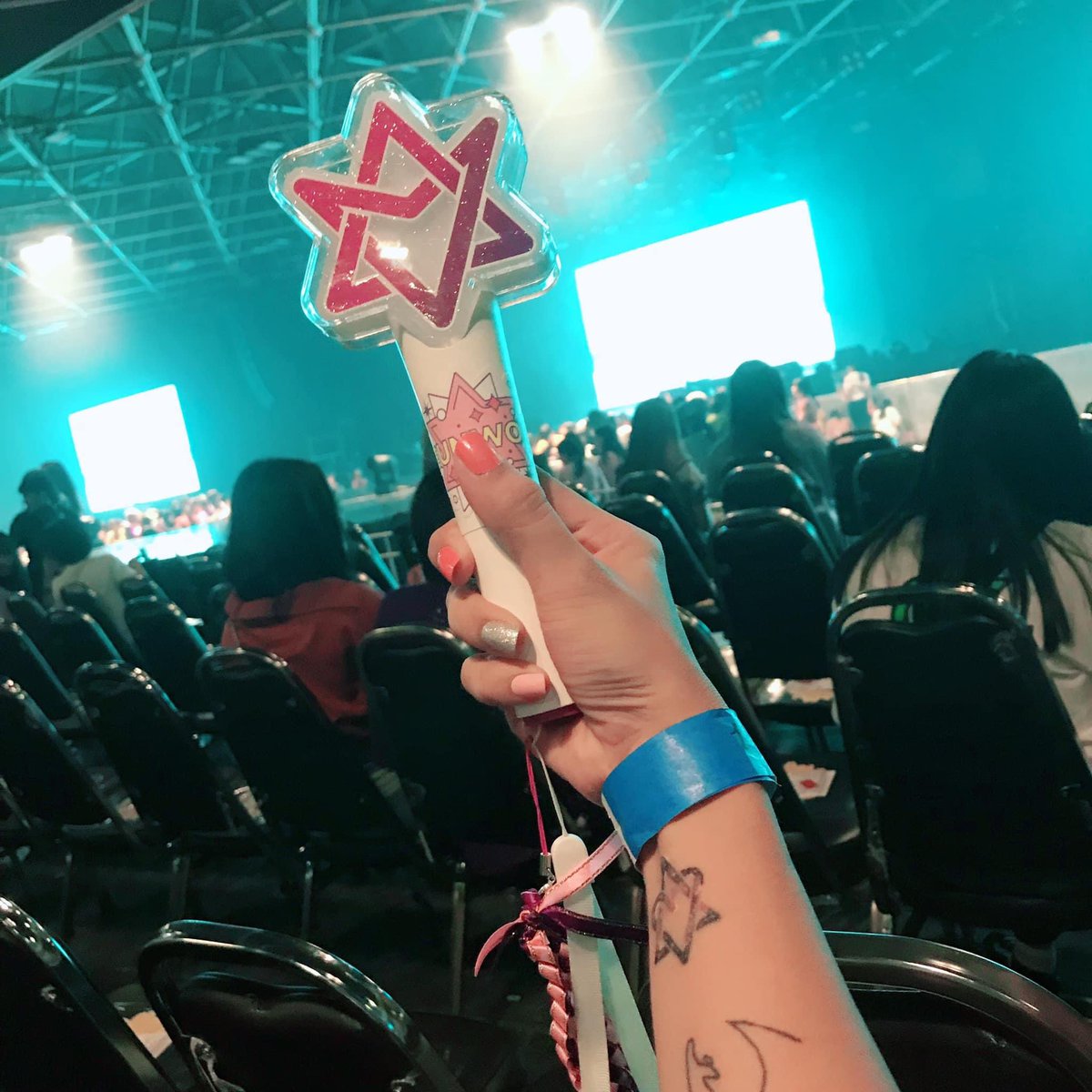 shine4ASTRO's tweet photo. 4 yrs ago today... I got to see you perform. Thank you Eunwoo for bringing ASTRO in my life... for letting me meet Moonbin... in my next life, I'd still wanna be an Aroha. https://t.co/RtxPDVdrcC