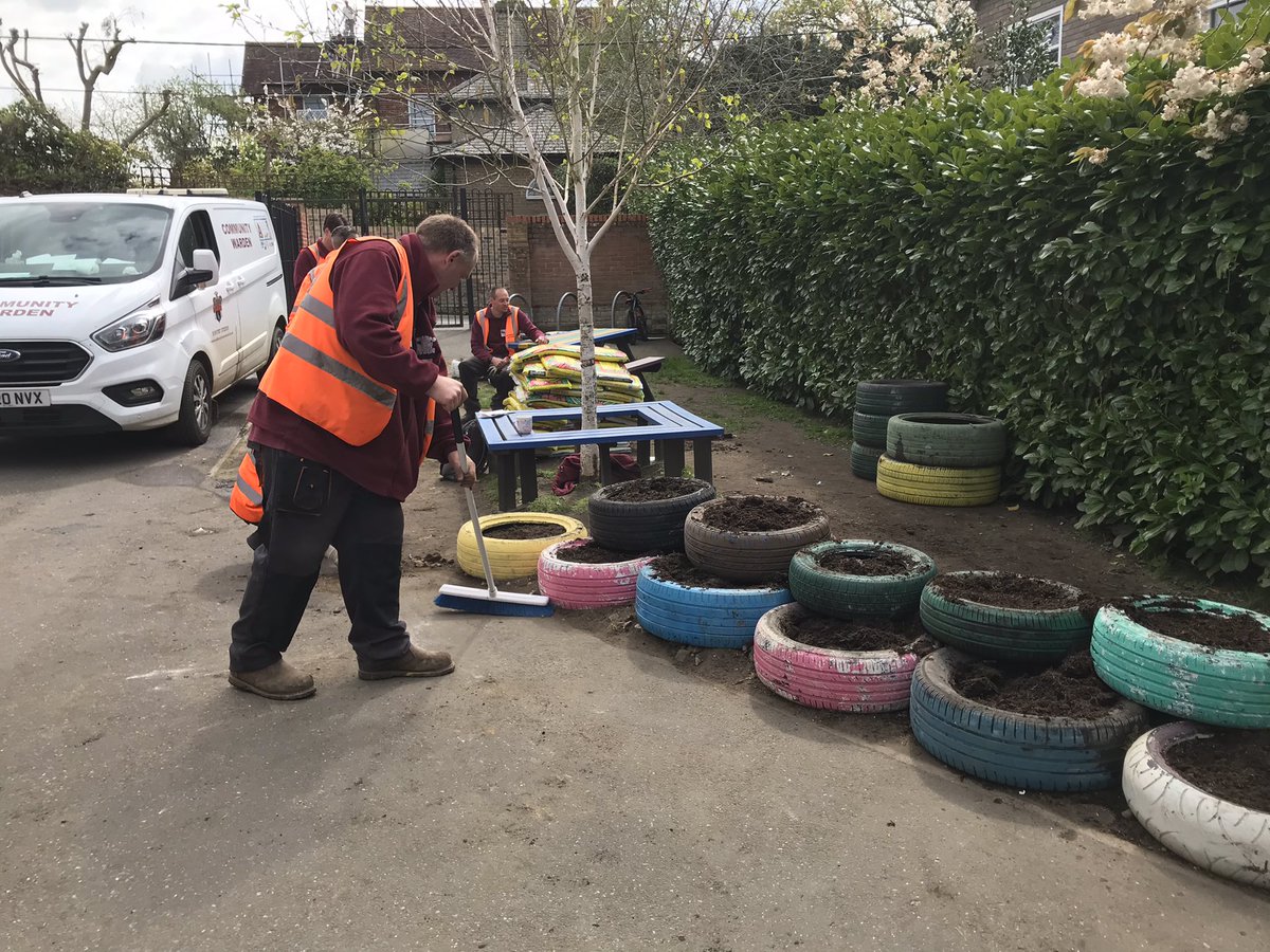 Sudbury Community Wardens all came to assist our gardening club to finish off the tyre gardens before lunch. We are really thankful for the help to improve our grounds and to the COOP for the seeds. <a href="/coopuk/">Co-op</a> <a href="/Communitywarden/">Community Wardens</a>