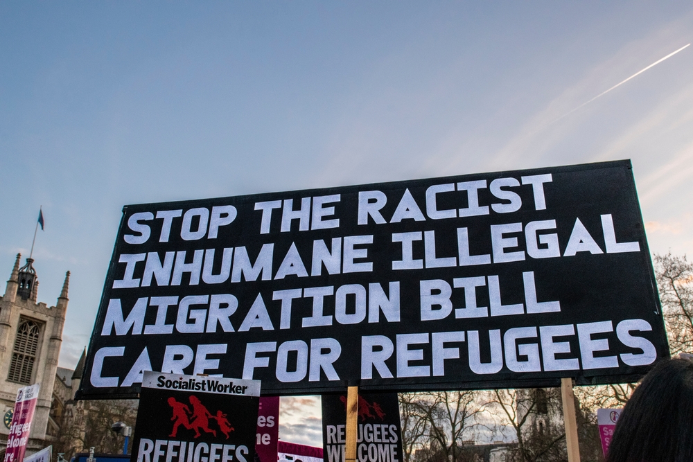 UK: Geen veilige routes voor Soedanese vluchtelingen - Lees verder via: namonieuws.nl/2023/04/26/uk-… 

#Asiel #Braverman #Illegalemigratie #RSF #Schendinginternationaalrecht #soedan #Veiligeroutes #VK #vluchtelingen