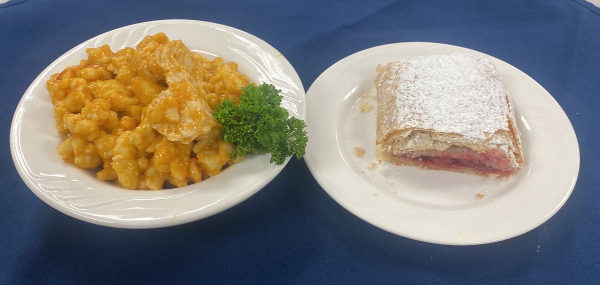 ChefChrisRajner's tweet image. We had a delicious #TasteofTown @LakesOfSylvania today featuring a staple of the Toledo food scene @tonypackos 

@TrilogyLiving  #TheTrilogyDifference