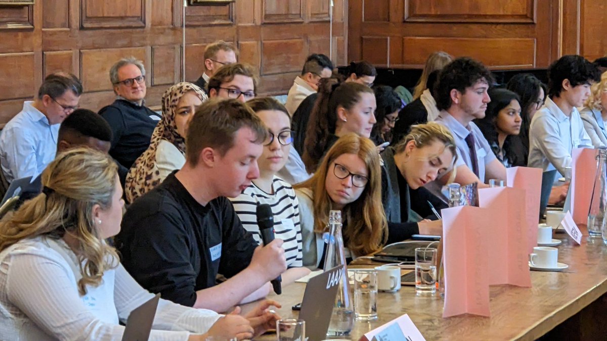 alentop's tweet photo. Well done to our @UoDerbyGAandP first year undergrads attending the BISA climate negotiations simulation in London, with students from 13 other universities, and making @DerbyUni and myself very proud!! #climatesim https://t.co/TRlo9iwlO6