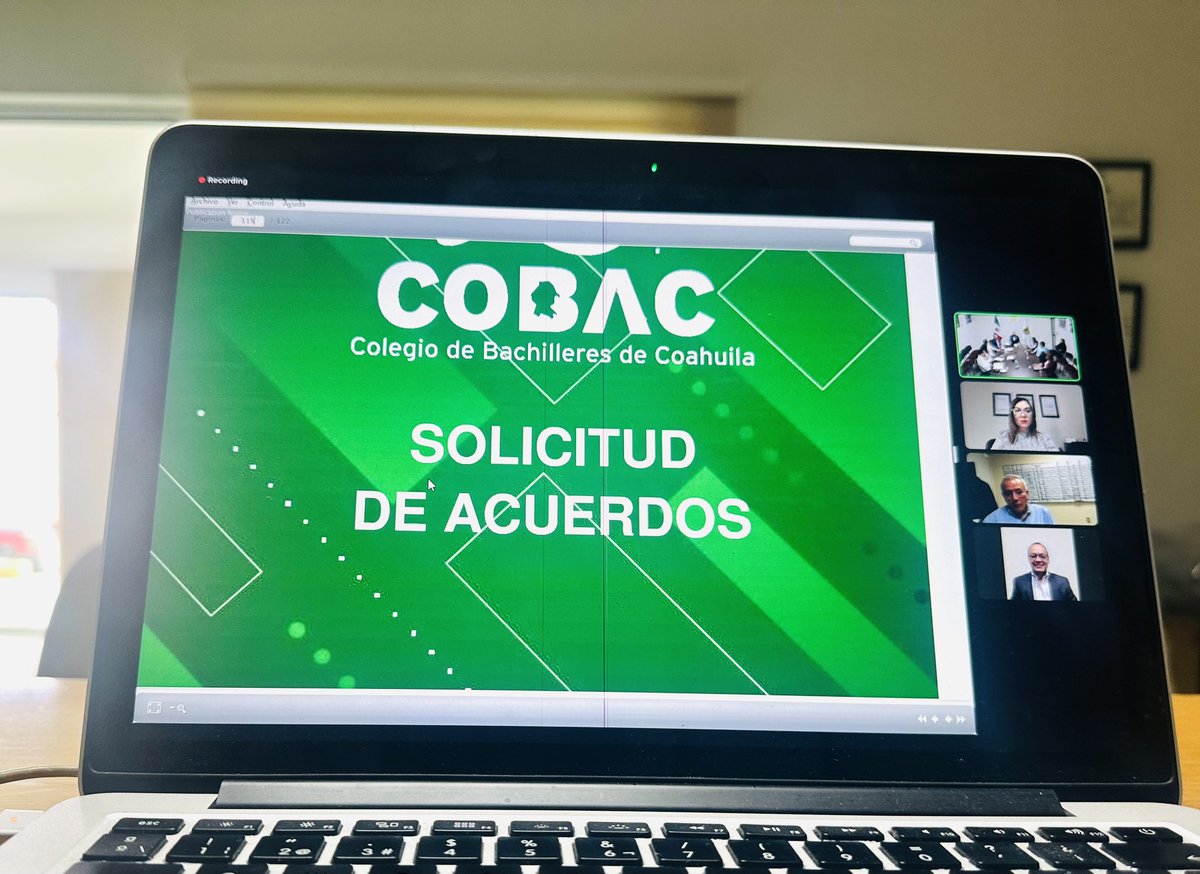 norasalinasale's tweet photo. Con la honrosa representación del Mtro. @tereso_medina, Secretario General de @CTM_Coahuila, presente en Sesión de Consejo Directivo de Cobac. 
#SindicalismoResponsable. https://t.co/3SWWXkoLdo