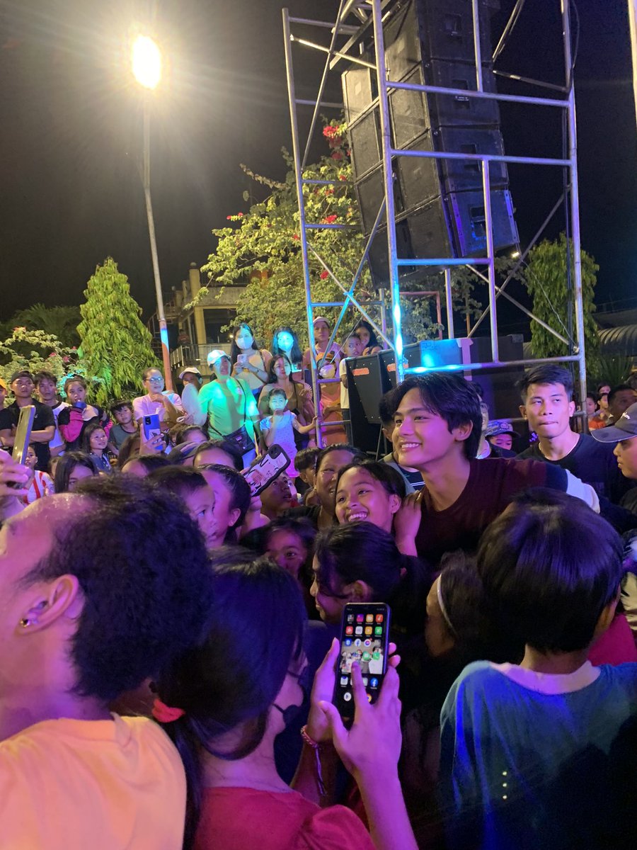 Tropang_Dustine's tweet photo. Maraming Salamat Pres. Roxas Capiz!
Happy Sinaot Festival
#bdbphaem @dustinemayores9
#bdbphaem
#pbbdustine #TropangDustineOfficial
#DustineMayores || @dustinemayores9 https://t.co/ZmPLgEWaEi