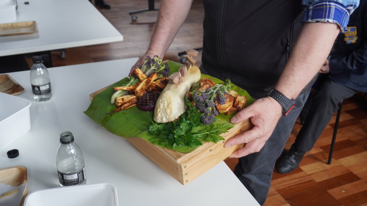 On day 3 of #GoodFoodWeek we celebrated seasonal food. Thanks to <a href="/BenCreesButcher/">BenCreeseCountryButchers</a> &amp; @Worc_Prod for supplying tastings &amp; to @Thomas_Franks_ for the House Bushtucker Challenge which inc shakes made with meal worms, cricket trifle, ox tongue &amp; scotch bonnet choc bomb - delicious! 😉