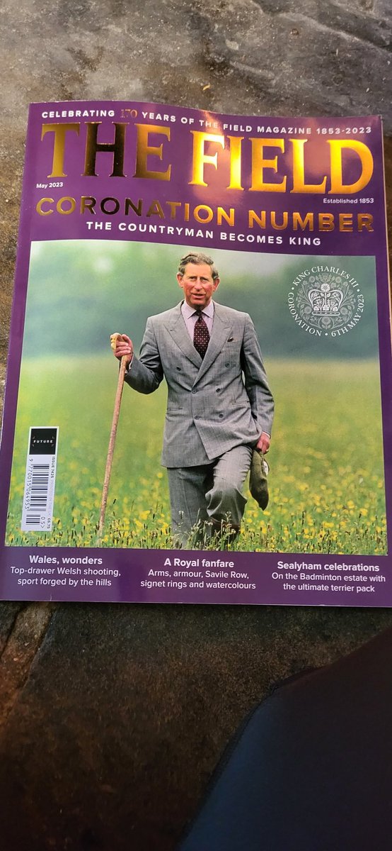 Another great front cover on the front of <a href="/TheFieldmag/">The Field</a> 
#GodSaveTheking #countryman