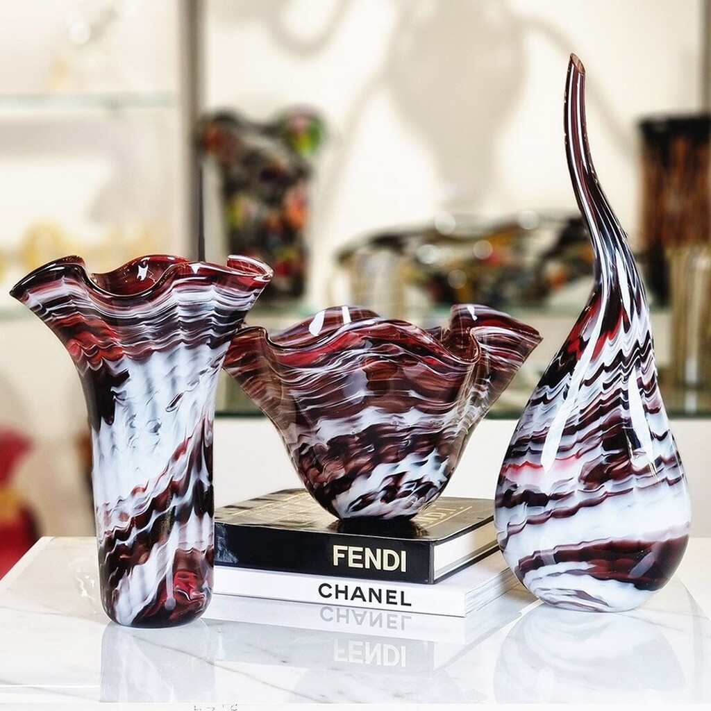 OMG_certificate's tweet photo. Original Murano Glass - OMG 
Luxury home decor and gift idea.
in stock and worldwide delivery.
more info in shop===> https://t.co/1OJ4cDk80e

#venetianglass #muranoglass #centerpiece #bowl #homedecor #homeluxury #embellishment  #glass #murano #glassvase… https://t.co/qOIM1l4rfc https://t.co/ZciW3DUG6K