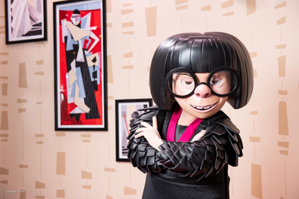 PlanDisney1's tweet photo. Según Disney, Edna Mode Experience regresará a Hollywood Studios el 14 de mayo. Regresará como parte de lo que Disney llama un "Lugar de Pixar reinventado".

#plandisney #disney #disneyhollywoodstudios #pixar https://t.co/BhiQVaws8l