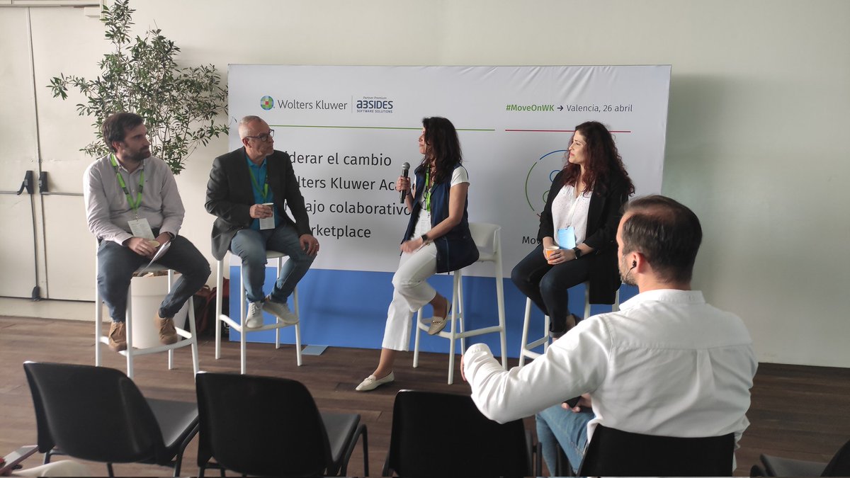 WKa3Software's tweet photo. Seguimos compartiendo tendencias en digitalización y transformación empresarial en nuestros corners #MoversCoffeeExperience. #MoveOnWK #Personas #Gestión #Pymes https://t.co/p0XGnsCekL