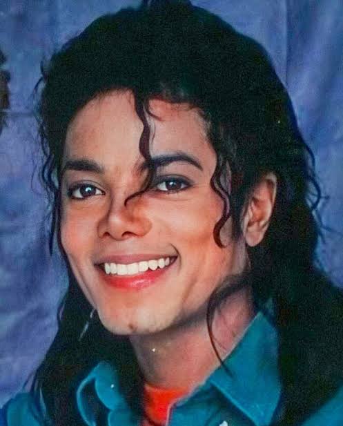 michael's smile :) (@jacksonssmiie) on Twitter photo 