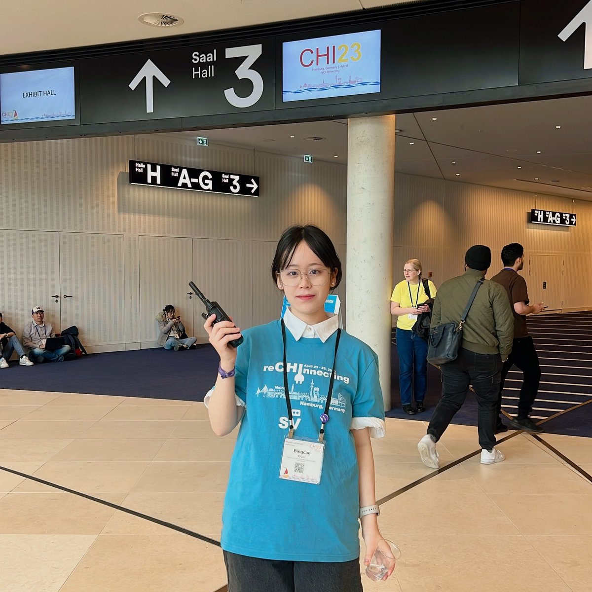 Day 4 of #CHI2023

Have been enjoying paper sessions and being an SV!

(worked as floor monitor this morning 😆) 
#reCHInnecting