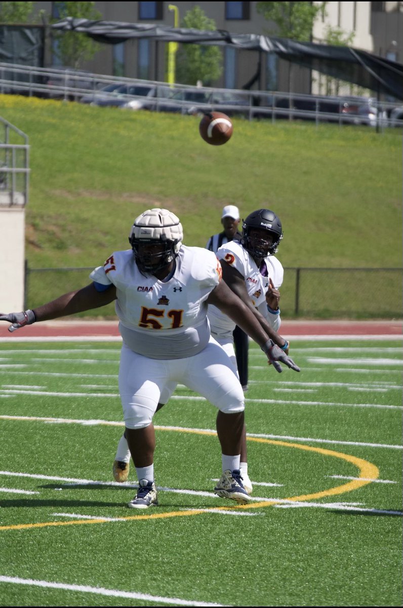 CamG52's tweet photo. Blessed to receive an offer from Shaw @CoachConyers_ https://t.co/Lof3GdWaCD