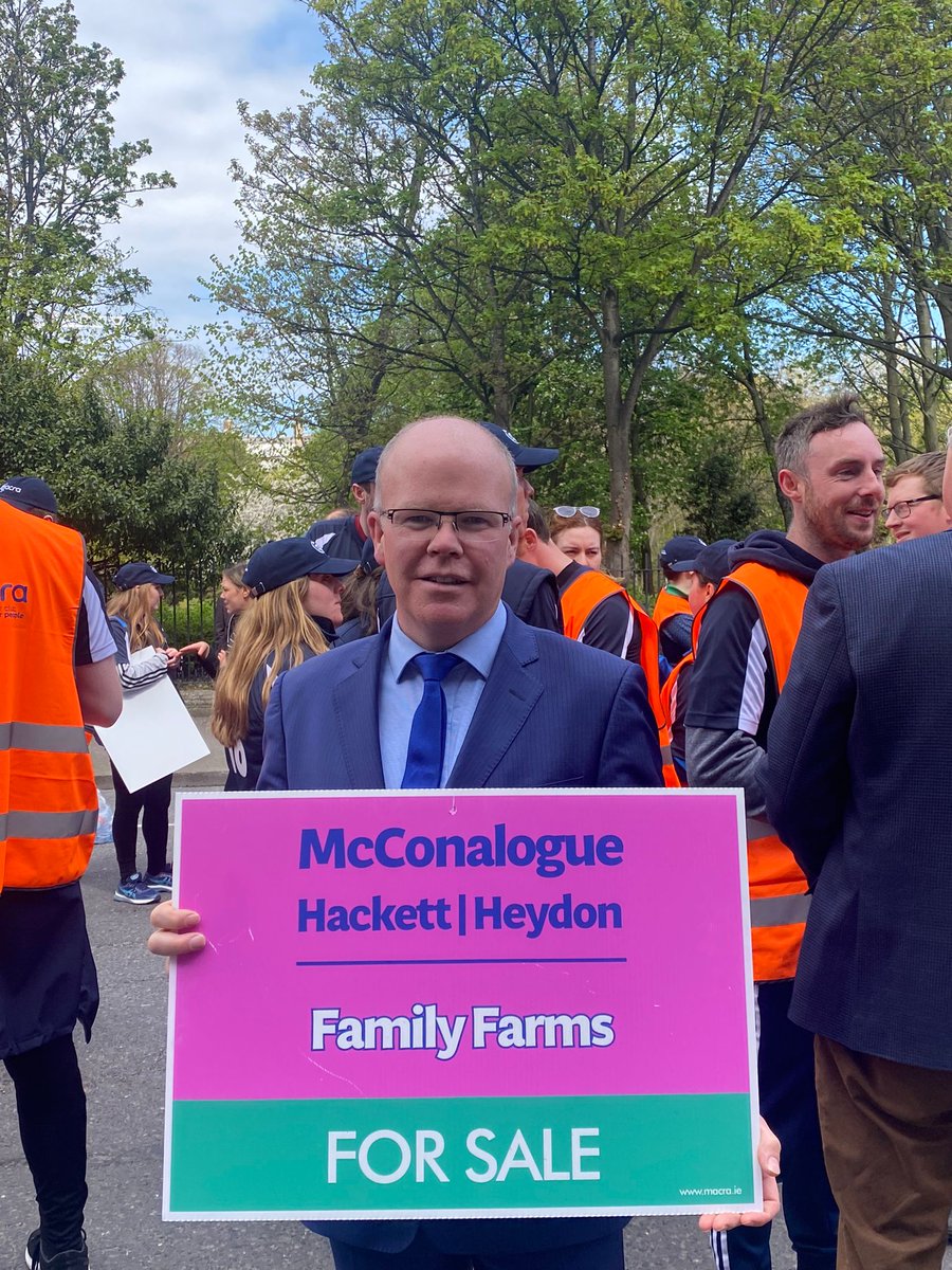 Toibin1's tweet photo. Aontรบ attended the #StepsForOurFuture #Macra rally in Dublin.
The Government's policy for farmering in Ireland is one of managed decline.
The Greens are closing down rual Ireland. We support fairness for Farmers.
๐๐๐ ๐๐ฝ https://t.co/IRQiDyo6Sa