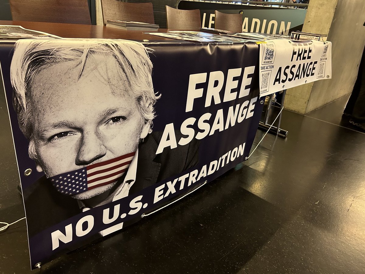 Yesterday in Zurich, Switzerland, @freeassange_ch with Matty and his team started “joining the fight, Standing for Julian and for themselves” at @rogerwaters  concert. Thanks to Danny!! @Stella_Assange’ Instagram campaign will go on growing! Thanks to all!!