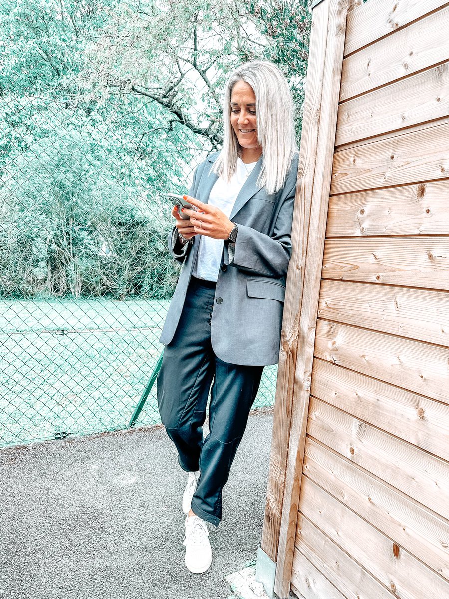 judebever's tweet photo. 🚨 Alors, qu’avez-vous pensé de l’épisode d’hier de @kohlantatf1❓

🤔 Déceptions ? Surprises ?👇🏼

N’hésitez pas, ce n’est qu’un jeu, ne l’oubliez pas‼️

#kohlanta #aventure #philippines #strategie #affinite #alliance #game #confort #immunité https://t.co/KjdhbrTU43