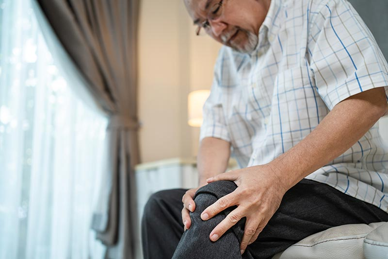 AbrisGains's tweet photo. You are not "too old"

You lack muscle mass.

96% of your bone/joint pain would disappear if you simply had more muscle.

Believe me, it's more simple than you thought ⤵️ https://t.co/Ys8tnM5n62
