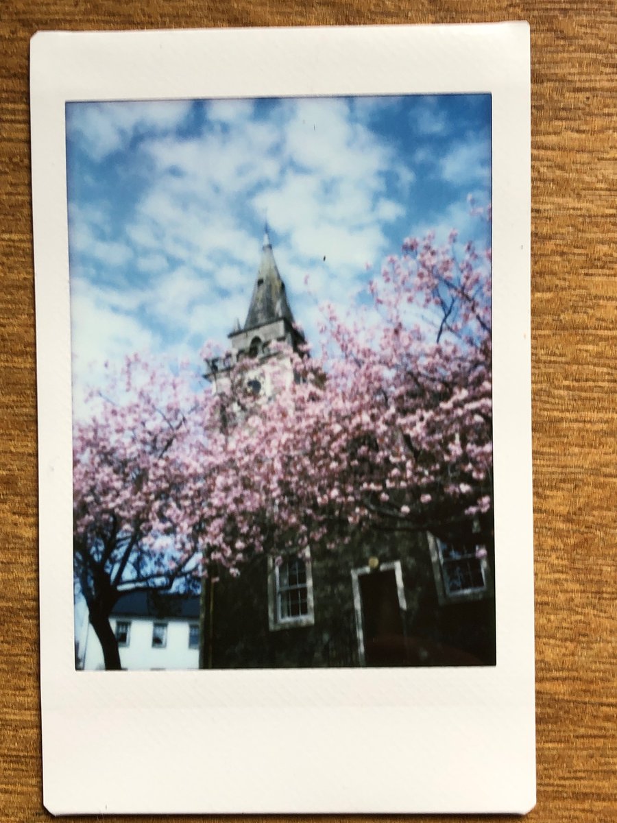 papercamera's tweet image. What to try your hand a pinhole photography this Sunday? I have one place left at my workshop in #glagow DM me or search Eventbrite 
#pinhole #pinholephotography #instax #fujifilminstax #artworkshop