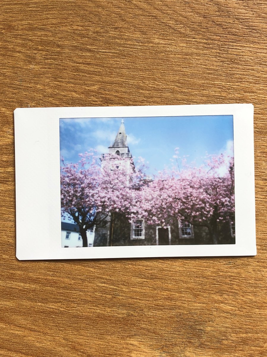 papercamera's tweet image. What to try your hand a pinhole photography this Sunday? I have one place left at my workshop in #glagow DM me or search Eventbrite 
#pinhole #pinholephotography #instax #fujifilminstax #artworkshop