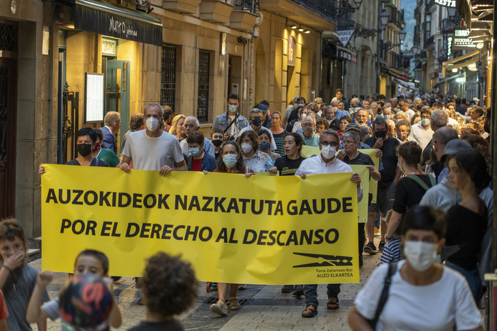 MasDUnoGipuzkoa's tweet photo. Hoy @P_ZaharreanBizi se concentra contra el ruido
Con Eduardo Yañez @MasDUnoGipuzkoa 26/04/2023 https://t.co/DTDRG971UX
#MariaAngelesPiera #PerrosGuía
@consumidores
#Satevi
#MesDeLaDanza
@GizaZinemaldia #NadaEstáLejos
@HondarribiaJazz
@FicobaFundazioa #ExpoCanina https://t.co/IBkt47CYW7