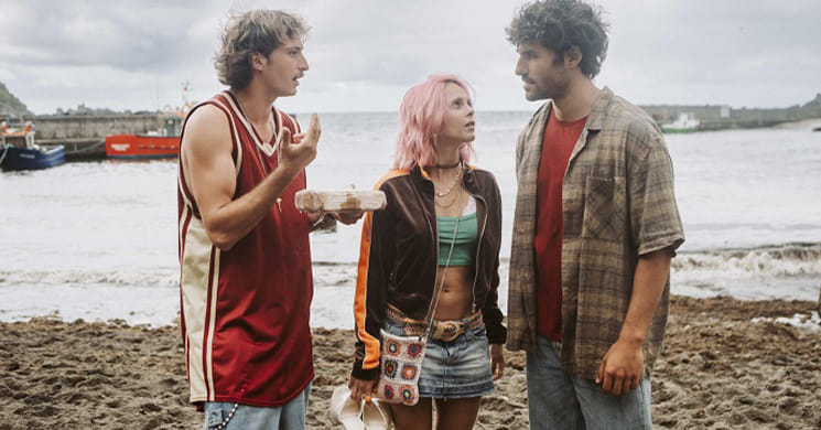 CineVisaoPt's tweet photo. Netflix revela trailer e data de estreia da série original portuguesa "Rabo de Peixe"
Estreia na plataforma de streaming no dia 26 de maio.
#serieRabodePeixe #RabodePeixe #séries #netflix #ukbarfilmes #AugustoFraga #PatríciaSequeira #JoséCondessa
https://t.co/C3A0LBjDku https://t.co/aIQhCf0aBB