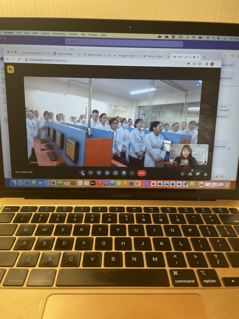 Этүгэн Их сургуулийн Сувилахуйн сургуулийн сувилахуй, хөдөлгөөн засалч мэргэжлээр баклаврын зэрэг хамгаалах улсын шалгалтын комисст томилогдоод онлайнаар нээлт хийж үзлээ. Зөндөө олон сувилагч нар төгсөж байгаад баяртай байгаа 🥰
Сувилахуйн мэргэжлийн үнэ цэнийг нэмэгдүүлнээ