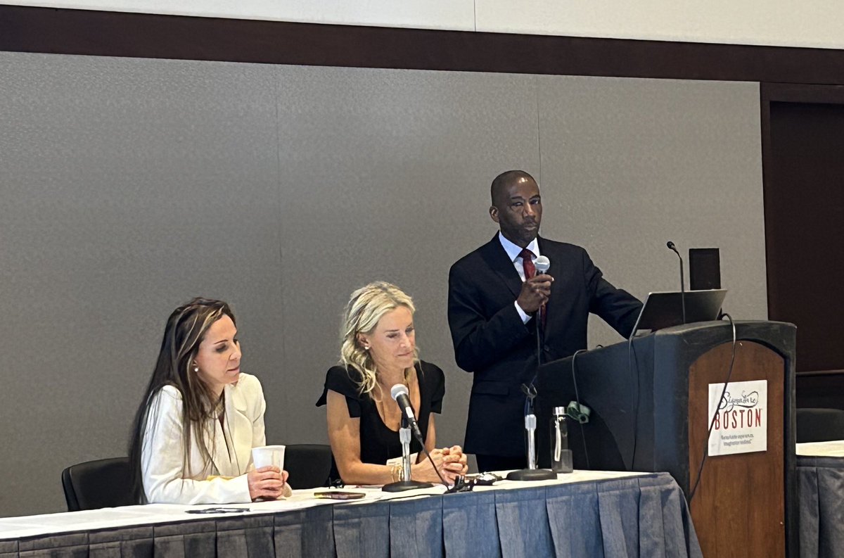 ASBrS (@asbrs) on Twitter photo β¦<a href="/DrTedJames/">Boston Breast Surgeon</a>β© discusses physician leadership roles and how to communicate your value as a leader. #ASBRS23 #leadership β¦<a href="/DrTedJames/">Boston Breast Surgeon</a>β© discusses physician leadership roles and how to communicate your value as a leader. #ASBRS23 #leadership