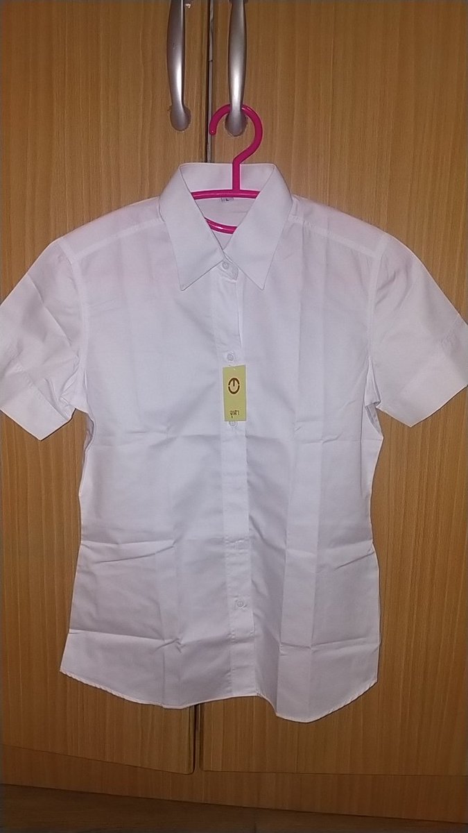 cuteanna_a's tweet photo. ขายเสื้อมือ1 ตราจุฬาค่ะ
ไซส์L อก32ค่ะ 
ตัวละ250บาท ซื้อ4ตัวส่งฟรีค่า
#เสื้อนักศึกษา #เสื้อมือ1
#เสื้อนักศึกษาจุฬา https://t.co/Pz3s1ZtNAp