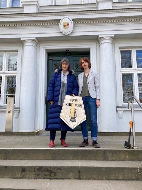succow_stiftung's tweet photo. #Wasdow #verliert seinen Schutzstatus als #NationalesNaturerbe. Trotz so vieler guter Hinweise und ermutigender Worte konnten wir den Wald im Trebeltal in der heutigen Zwangsversteigerung nicht als Stiftungsfläche sichern. https://t.co/fchWn2SGlC https://t.co/NqB53IJhxt