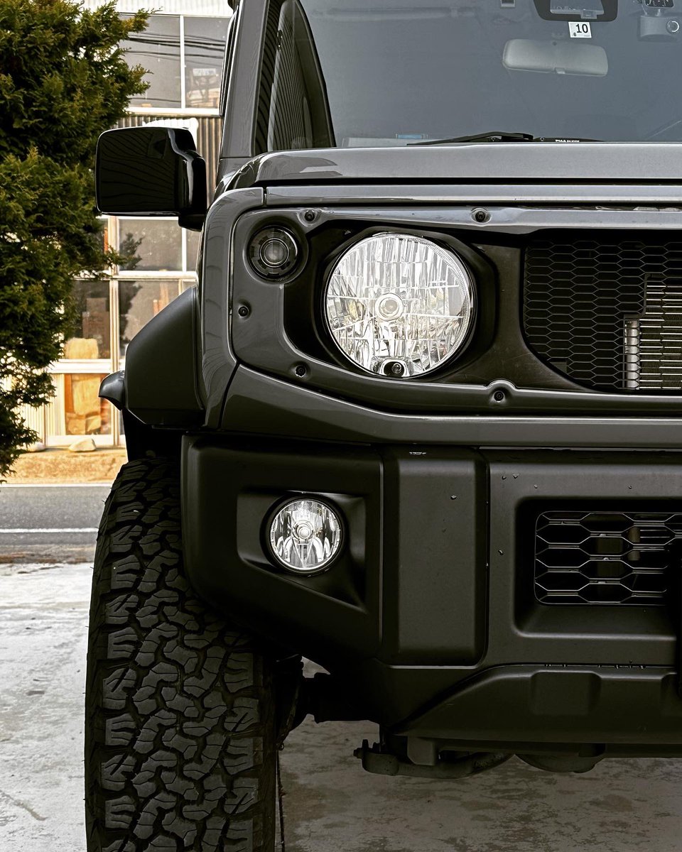 sh_JB74's tweet photo. 74に64フロントバンパー移植😈
#jimny
#jimnysierra
#ハミタイ https://t.co/R6jLW6XoMe
