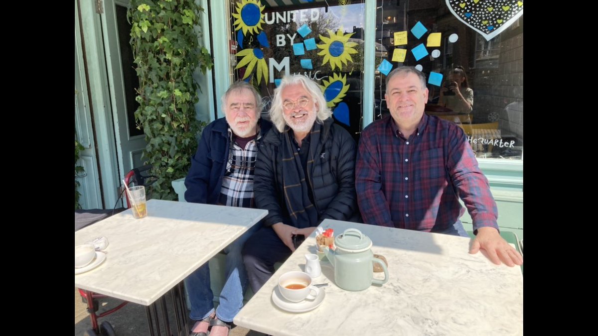 Mark Campbell (@mark_campbell42) on Twitter photo Just spent a couple of wonderful hours in the amazing company of two legends from the worlds of film and television (Alan Bleasdale & Paul Greengrass)!! <a href="/reid6peter/">Peter Reid 💙</a> Paul said to pass on his regards. Just spent a couple of wonderful hours in the amazing company of two legends from the worlds of film and television (Alan Bleasdale & Paul Greengrass)!! <a href="/reid6peter/">Peter Reid 💙</a> Paul said to pass on his regards.