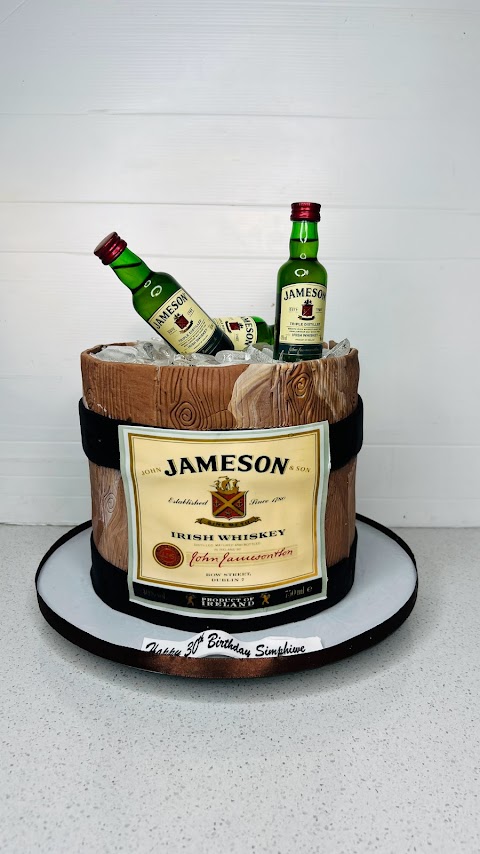 Just made a delicious #Jameson cake for our client! 🎂🥃👨‍🍳 #Baking #SouthAfrica #Foodie #CakeBoss #InstaBake #Yum #BakingLove #BakingInspiration #BakingTime #BakingGoals #womeninbusiness #VhuvhambadziDrive