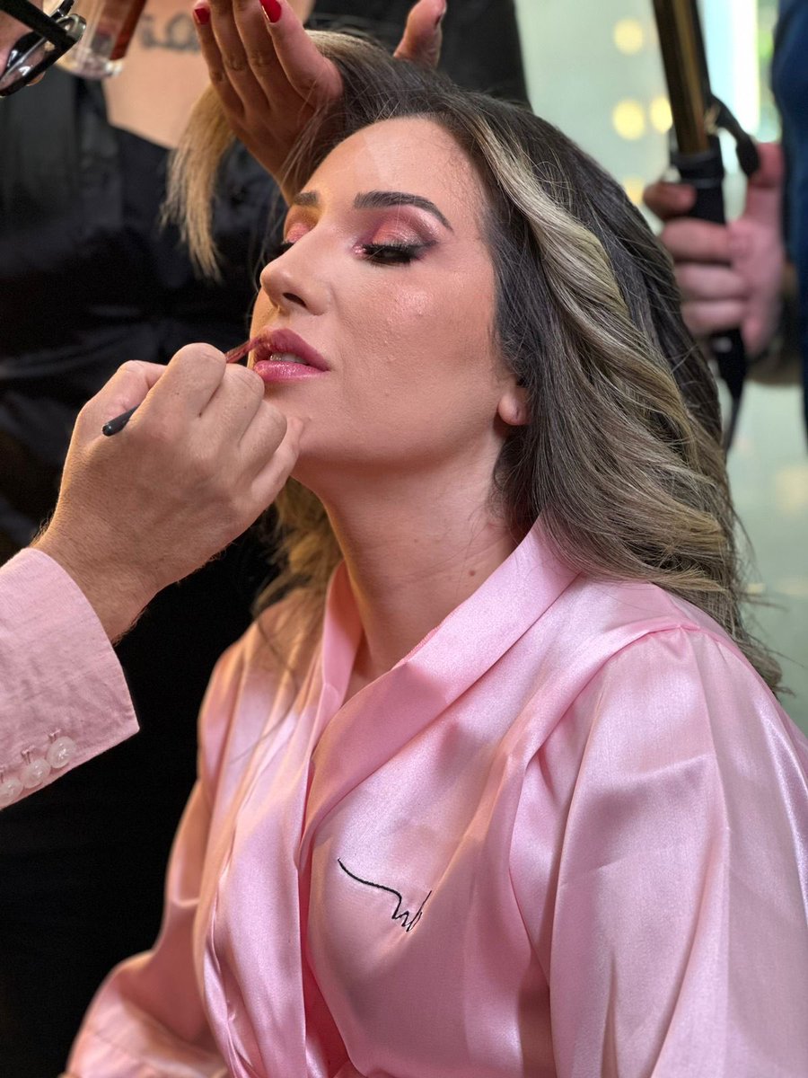 draameirelles's tweet photo. Tag em primeiríssimo lugar nos tt’s e um mimo para vocês! 💖 https://t.co/hgwOL5xYtV