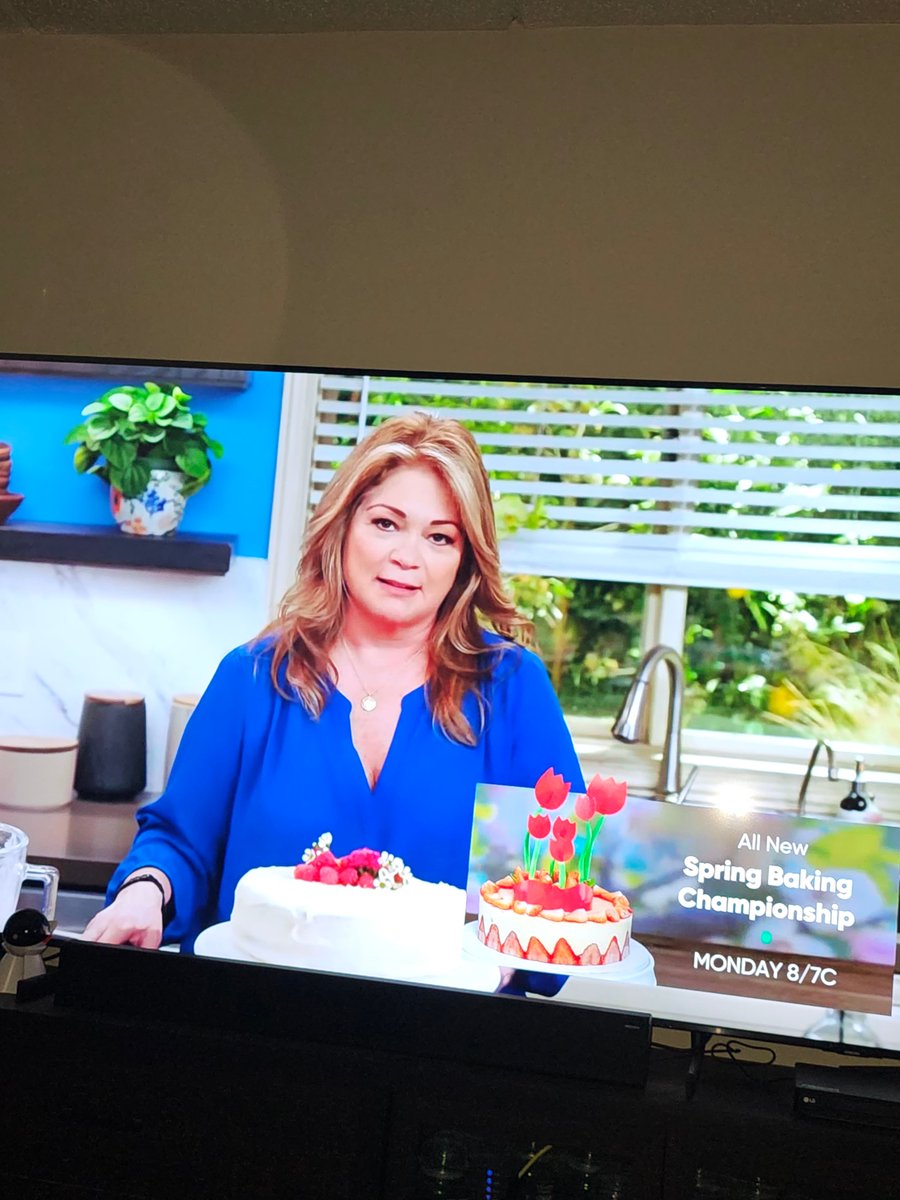 RMASI7777's tweet photo. @Wolfiesmom I absolutely love your show! I'm actually watching a episode now. Maybe you can come up with a different show. I'll definitely miss you. You have great recipes. And you made us laugh. Always been a fan of yours since a young child.(Showing my age now lol) ❤️ https://t.co/xwyYKZhAmU