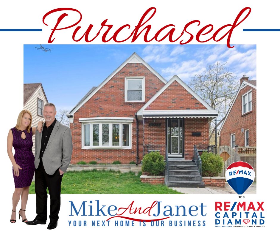 We're so excited for our client and his daughter to begin making memories in their new home! Congratulations! #mikeandjanet #happybuyers #newhome #YQG #realtors #remaxagents #yournexthomeisourbusiness #realestate #windsorrealestate