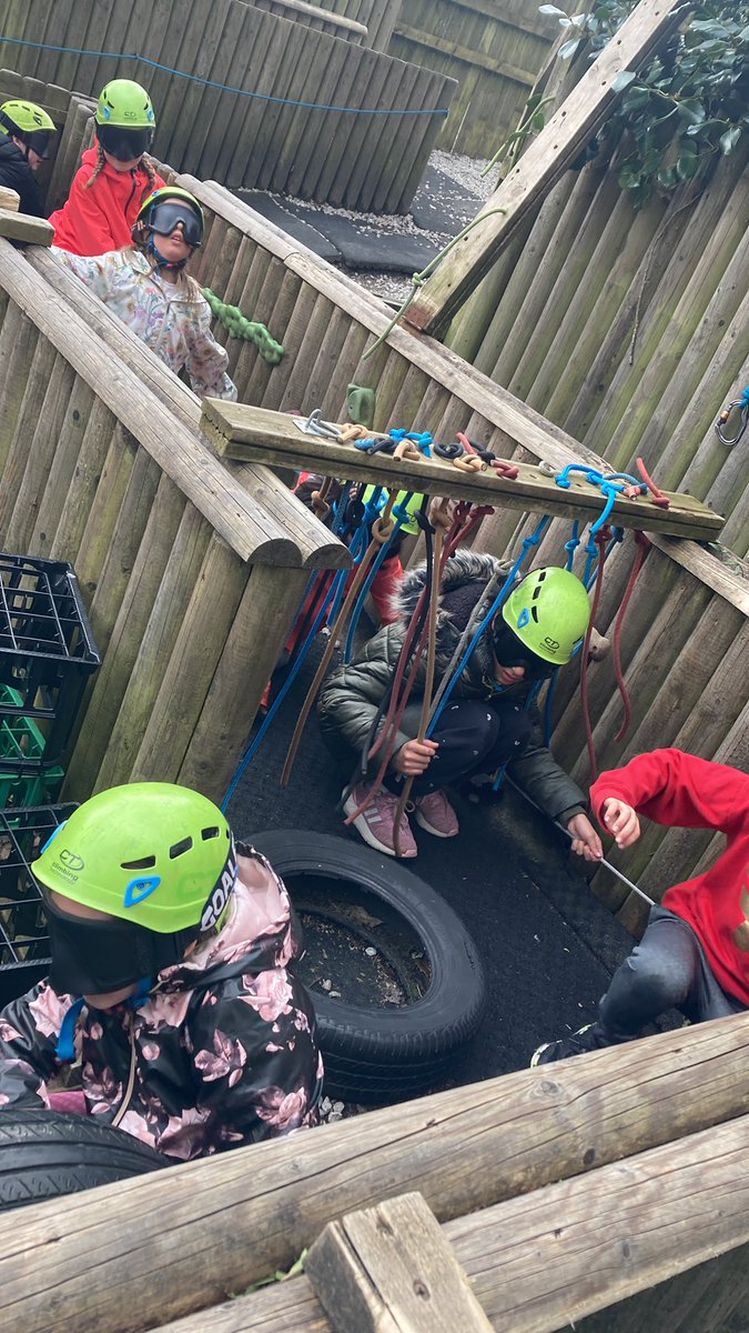 Whirlpool are enjoying their first activity- the night line! Watch out for the squirrels #robinwood