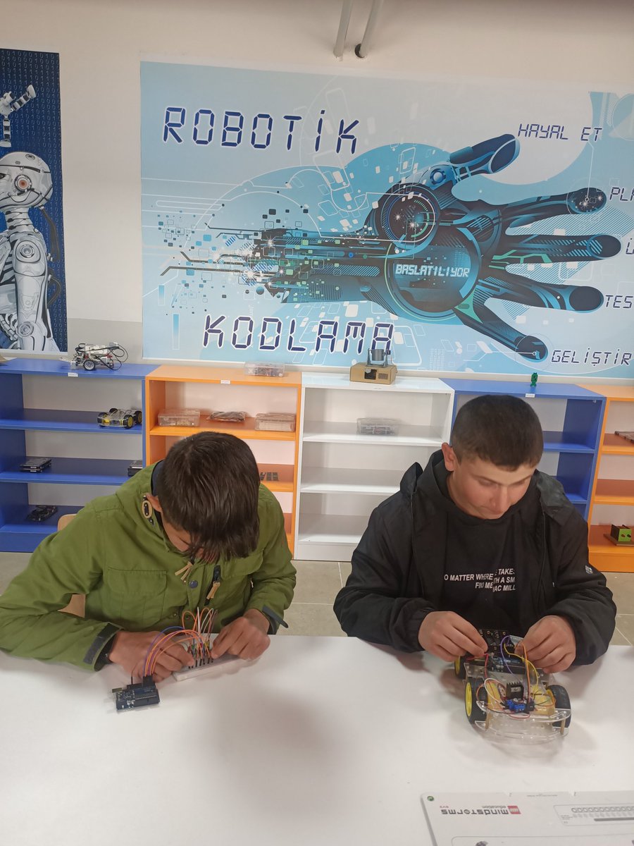 Türk Patent ve Marka Kurumuna başvuru yaptık.
Akıllı ev Takip Sistemi
Ek Matik 
<a href="/Erzurum_Mem/">Erzurum İl Millî Eğitim Müdürlüğü</a> 
<a href="/skaygusuz/">Salih Kaygusuz</a> 
<a href="/SemahattinY/">Semahattin yıldız</a>