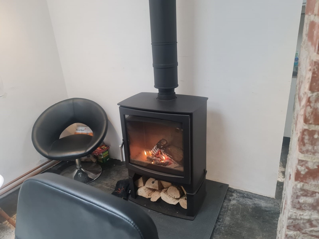 R Vint Engineering Ltd tweet media