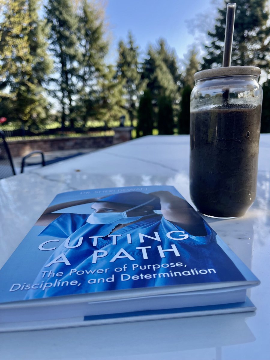 Gratitude Mornz Inspo for the month…preordered this gem written by one our partners…if you haven’t grabbed a copy, highly rec! ♾️🙏🏻 @drsheridewan @playbackhealth #discipline #determination #powerofpurpose #cuttingapath  #womeninneurosurgery
