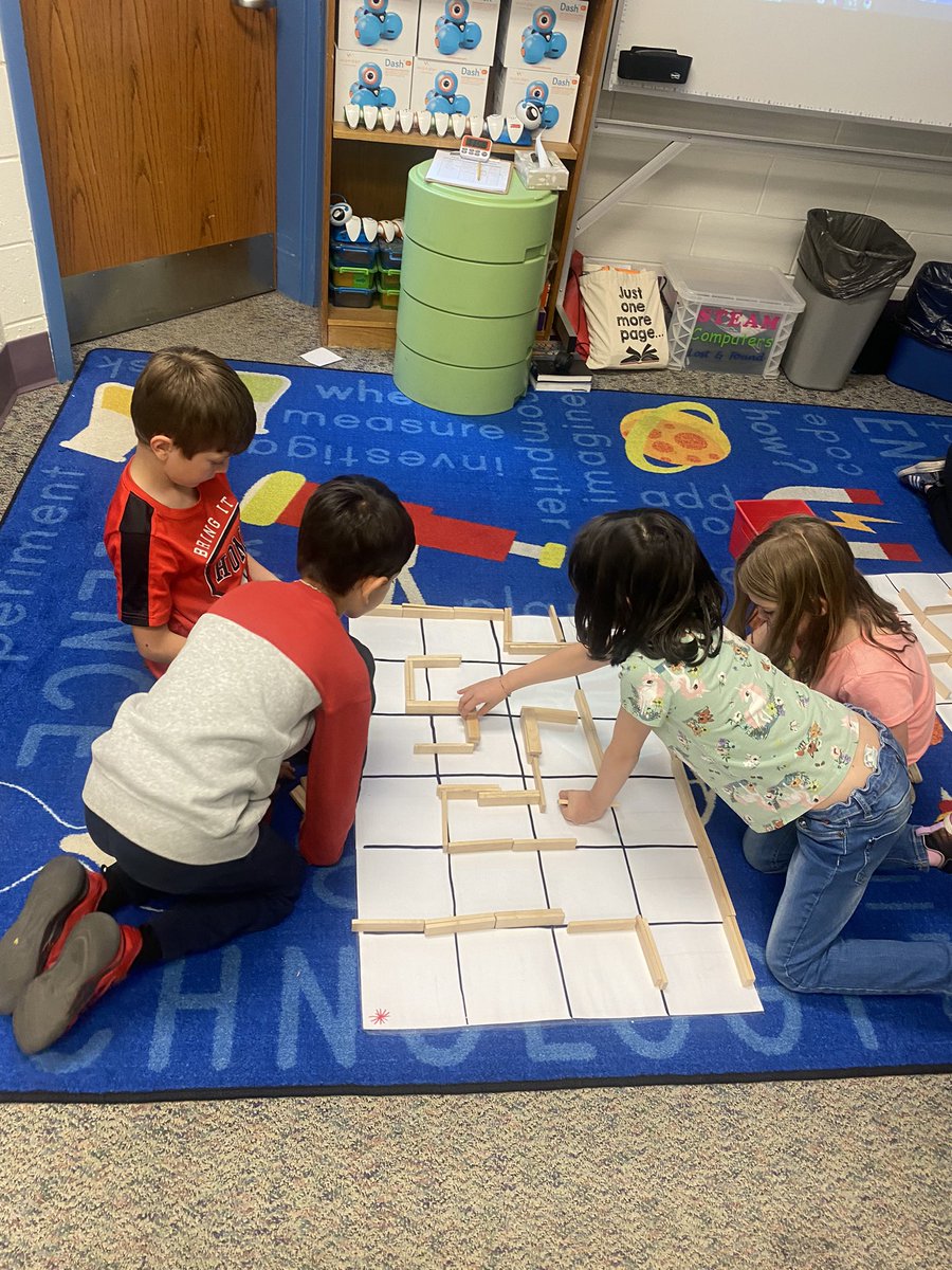 1st graders using collaborative teamwork to engineer mazes and tunnels for their Bee Bots to travel through! #Robotics #Programming <a href="/RvilleProud/">RvilleProud</a> <a href="/bitsbyBoomer/">Sharon Elementary School</a>